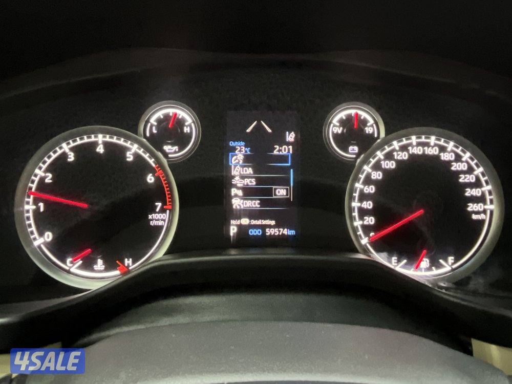 TOYOTA LAND CRUISER 22L3T-GXRAL-T2_U3