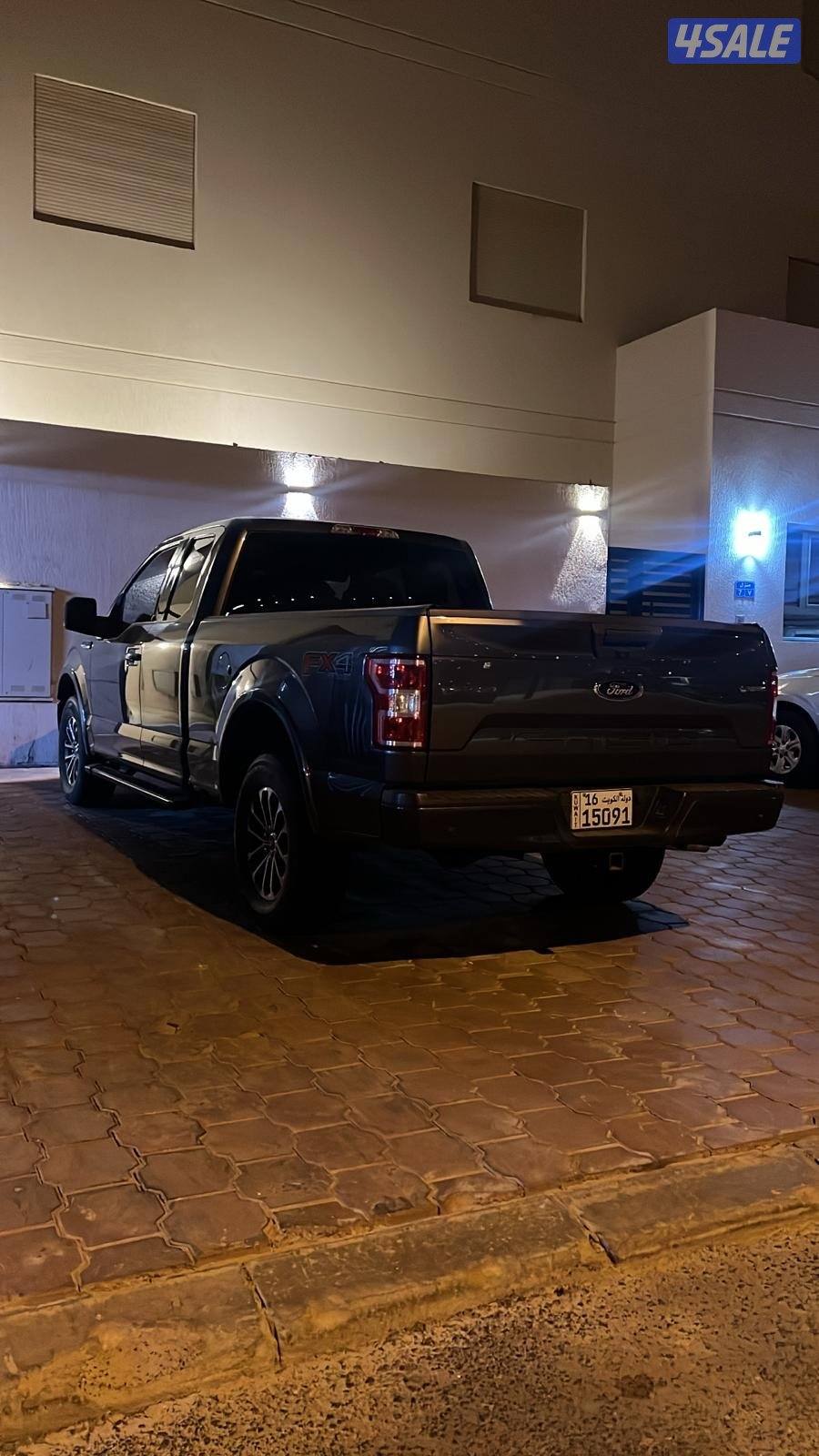 فورد F150وكاله الكويت دبل قير موديل ٢٠١٩ ماشي ١٤٧الف صبغ الوكاله. شرط0