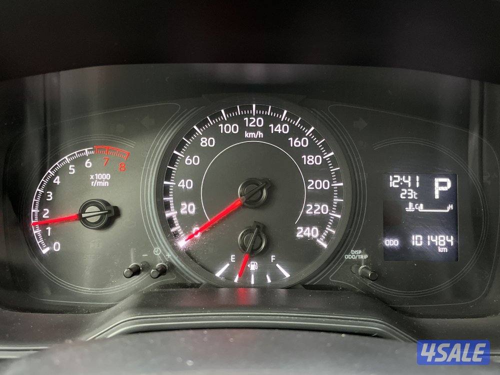 TOYOTA COROLLA 22F04T-L_U5