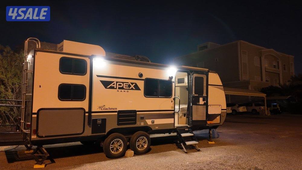 كرفان امريكي ماركة كوتش مان 2022 نوع ايبكس نانو1