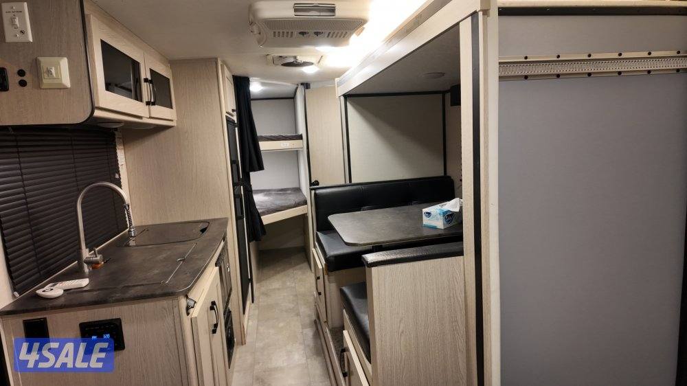 كرفان امريكي ماركة كوتش مان 2022 نوع ايبكس نانو6