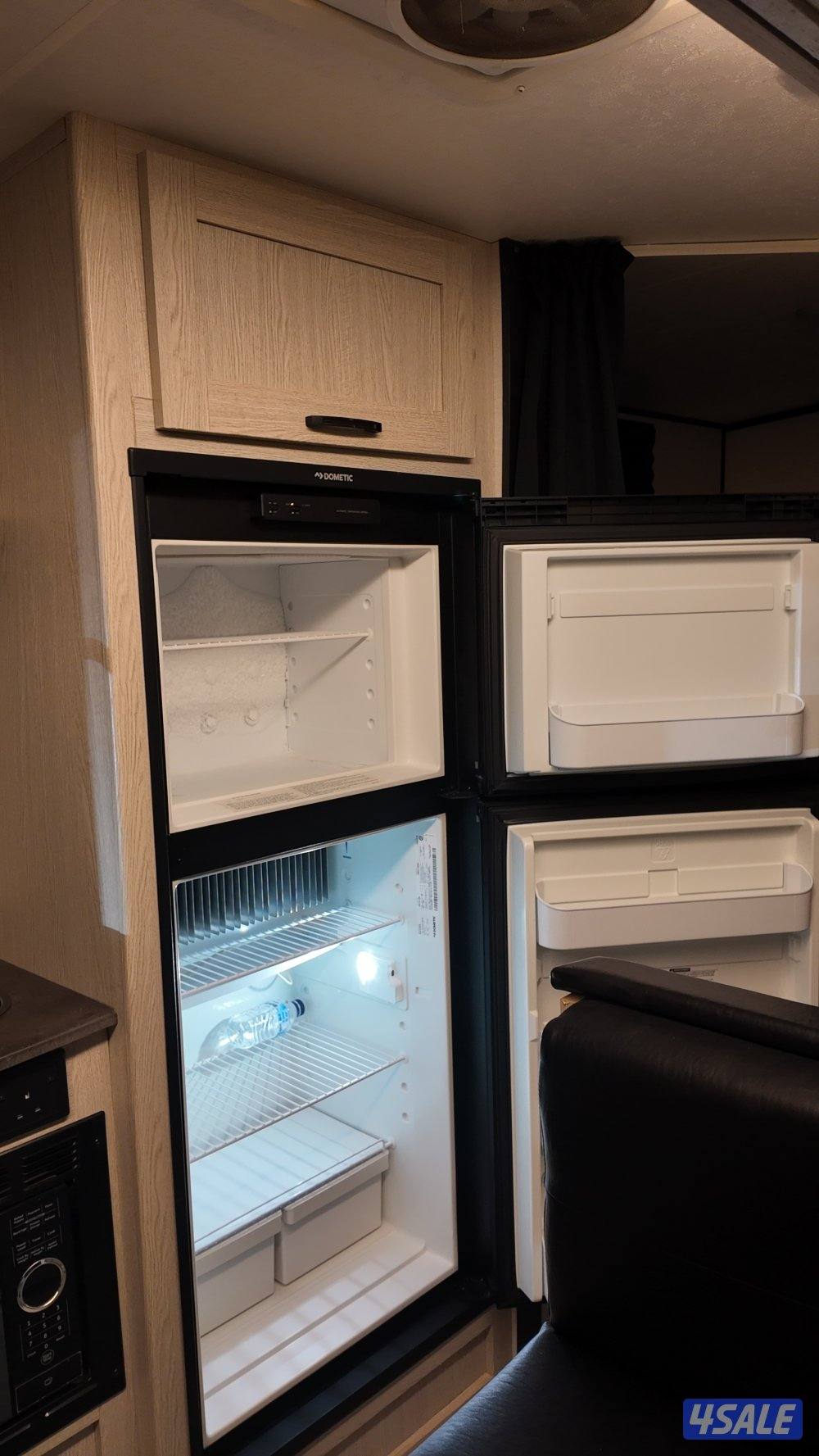 كرفان امريكي ماركة كوتش مان 2022 نوع ايبكس نانو14