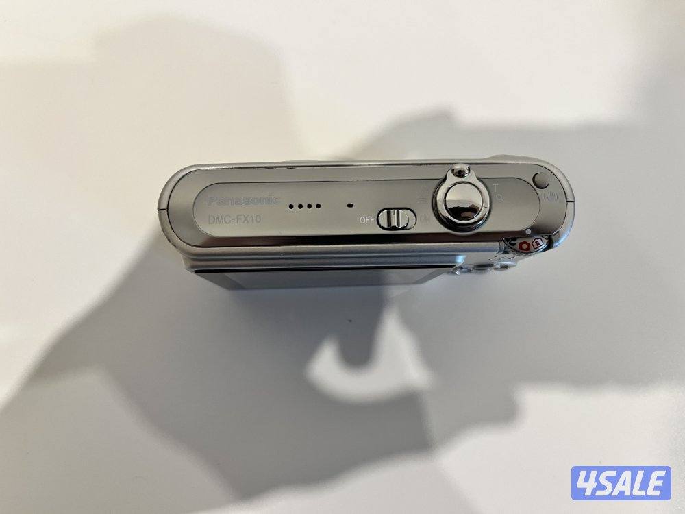 Panasonic DMC-FX10 Digital Camera1