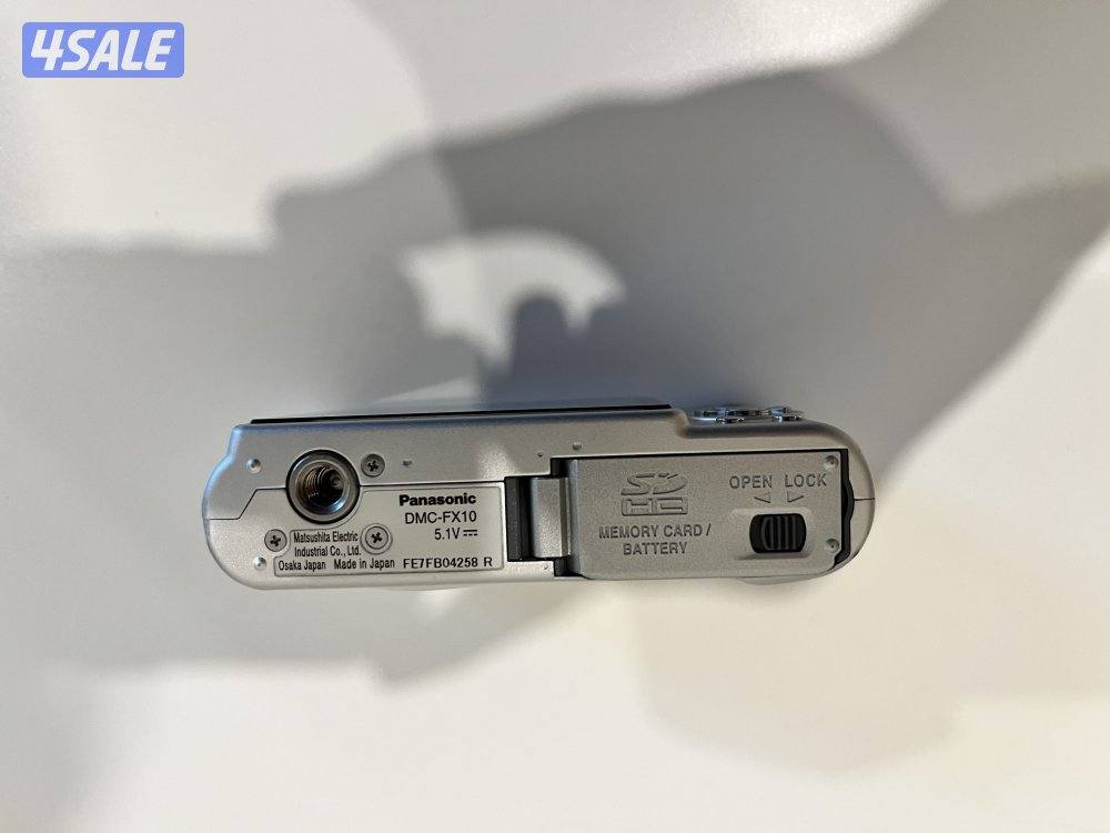 Panasonic DMC-FX10 Digital Camera2