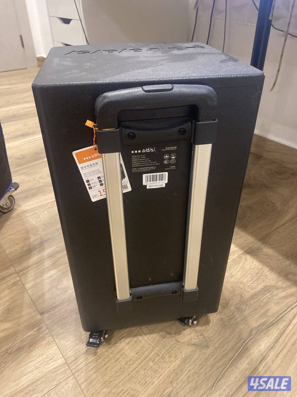 للبيع سماعة ٢٠٠٠ واط معا كامل اغراضه معا مايكين و شاحن للسماعه4