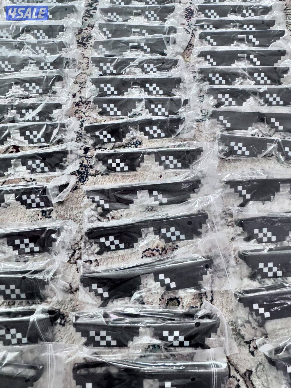 Sunglasses with 1 stripe or 21