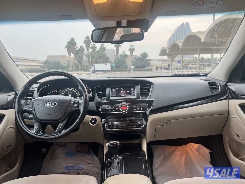 كيا كادينزا موديل 2014 بحالة ممتازة9