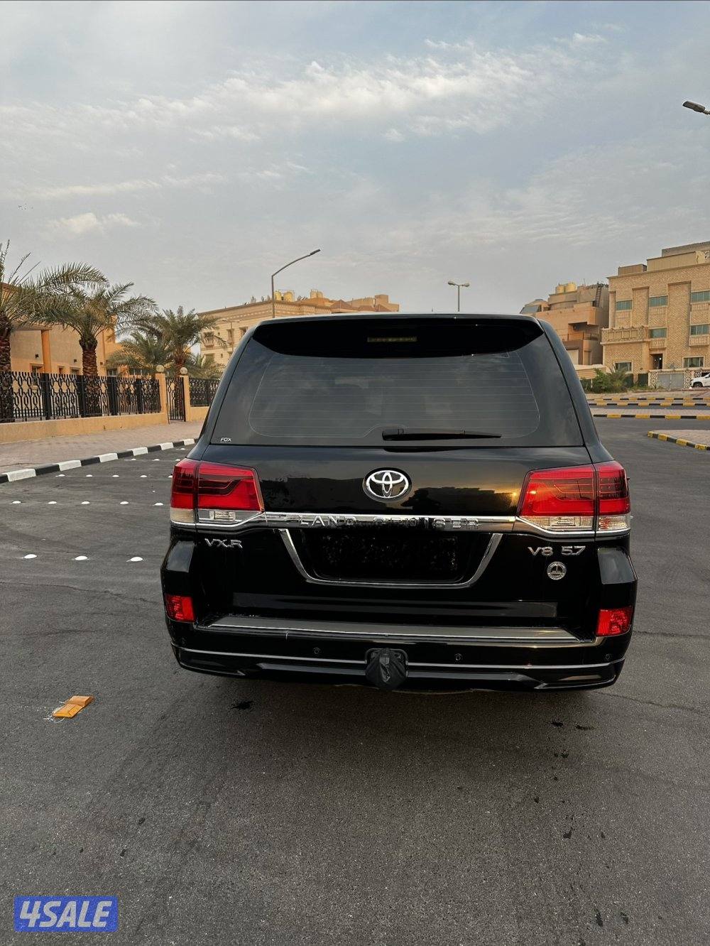 للبيع لاند كروزر7