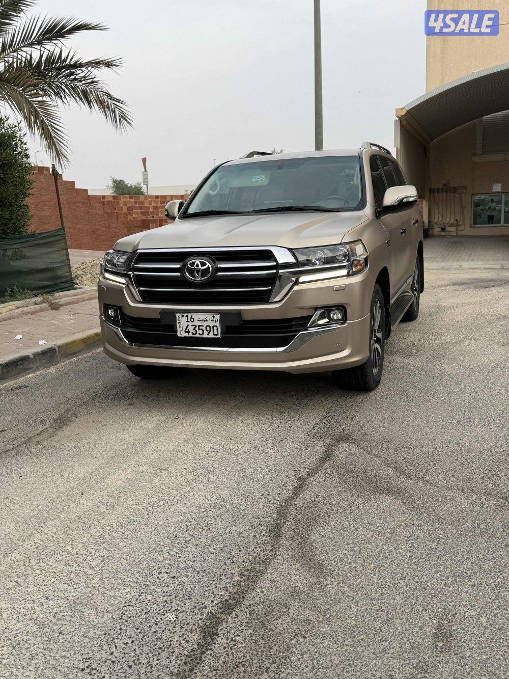 للبيع لاند كروزر 2019 قراند تورنق4