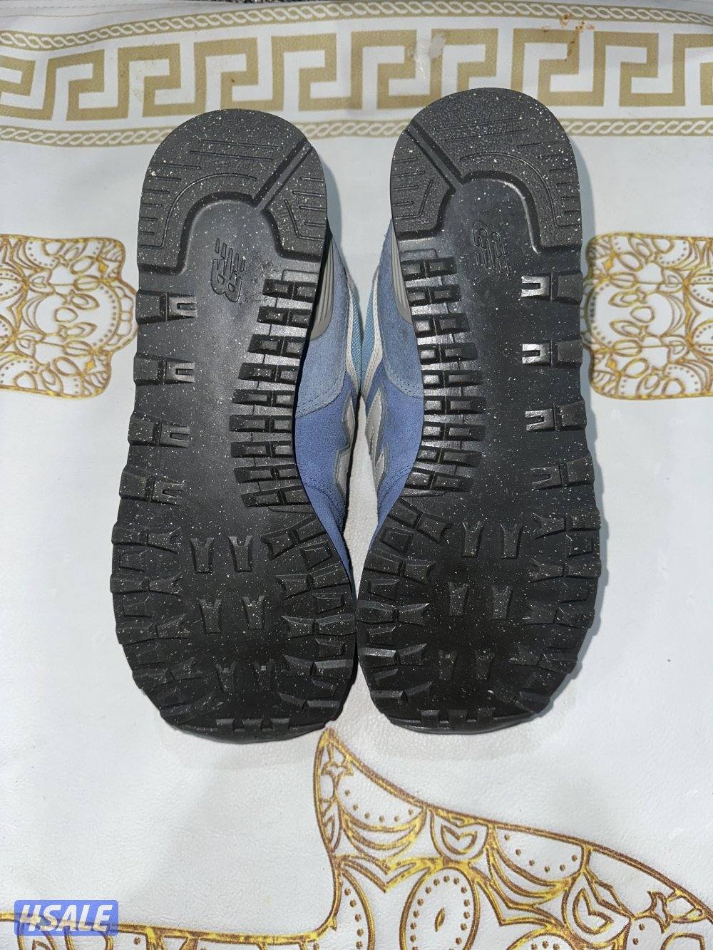 جوتي New balance اصلي original حالته نظيف2