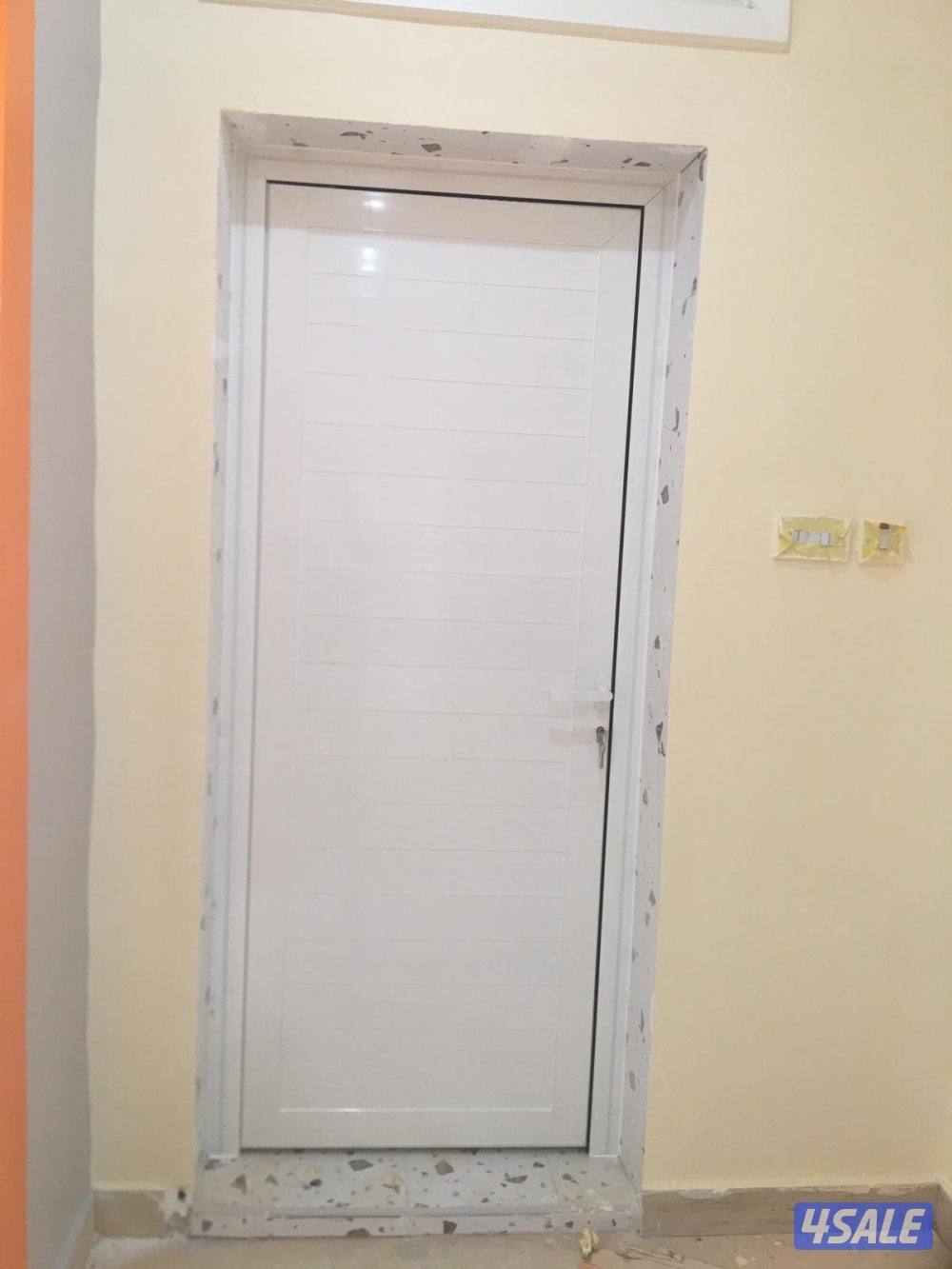 فني المنيوم أبواب شبابيك شور قواطع شبك جميع مناطق الكويت2