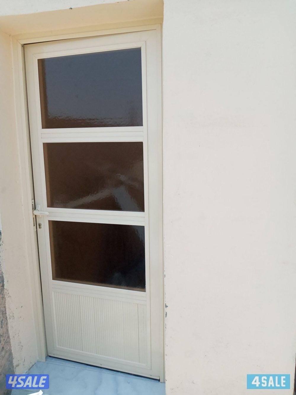 فني المنيوم أبواب شبابيك شور قواطع شبك جميع مناطق الكويت3