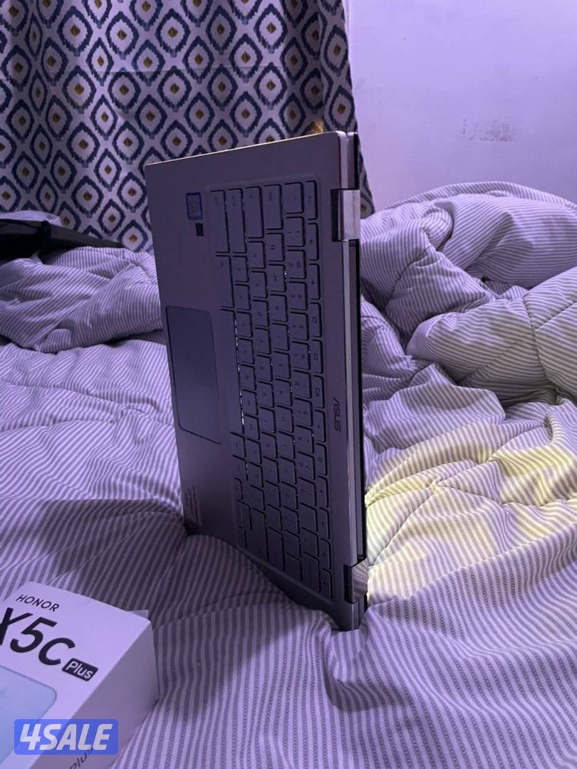 Asus laptop 💻 2 nin one Chromebook and notebook excellent used super7