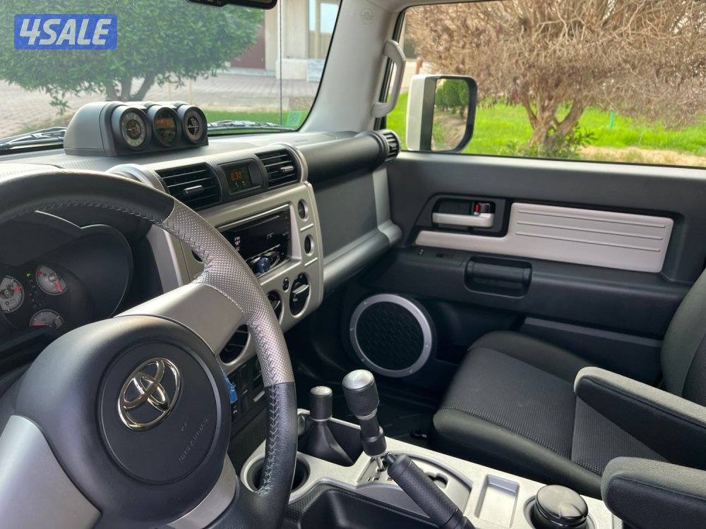 موديل 2023 شرط الفحص ماشي 70 الف ما عندك5