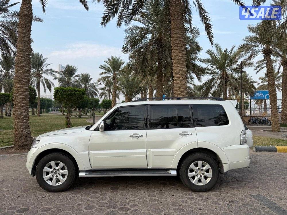 باجيرو صبغة الوكالة كامل الموصفات 2011 عداد 2102