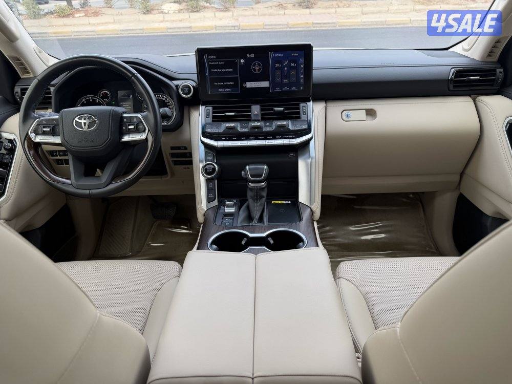 لاند كروزر GX.R AERO S TWIN TURBO موديل : 2024 عداد : 38 الف صبغ وكاله1