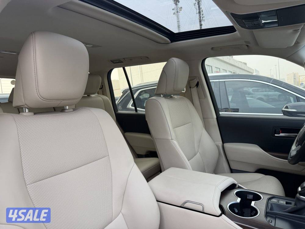 لاند كروزر GX.R AERO S TWIN TURBO موديل : 2024 عداد : 38 الف صبغ وكاله8