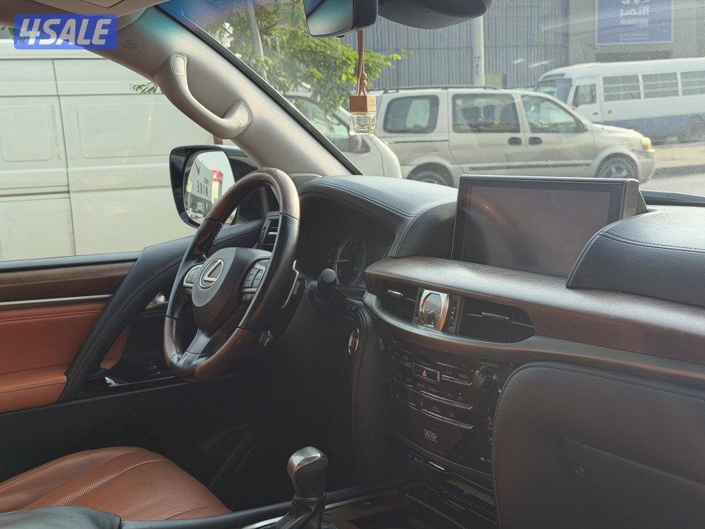 لكزس LX570 موديل : 2016 وكالة الكويت الساير درجة اولئ _ صبغ الوكاله8
