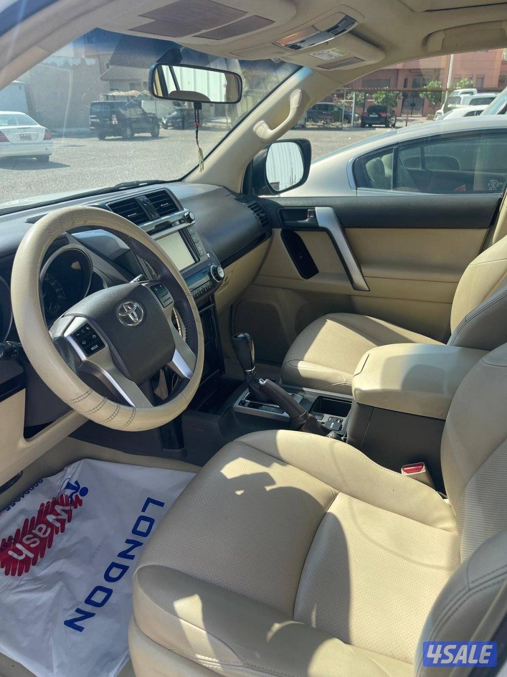 للبيع تويوتا برادو ٢٠١٥ نظيف شرط الفحص5