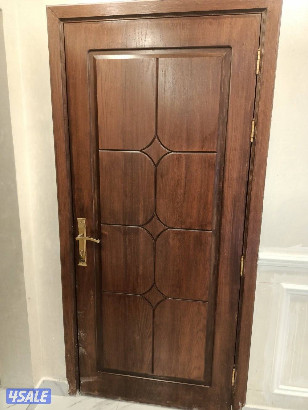 عمل ابواب وشراشيب وكبتات صيانه عامه لجميع أعمال النجارة بالكامل0