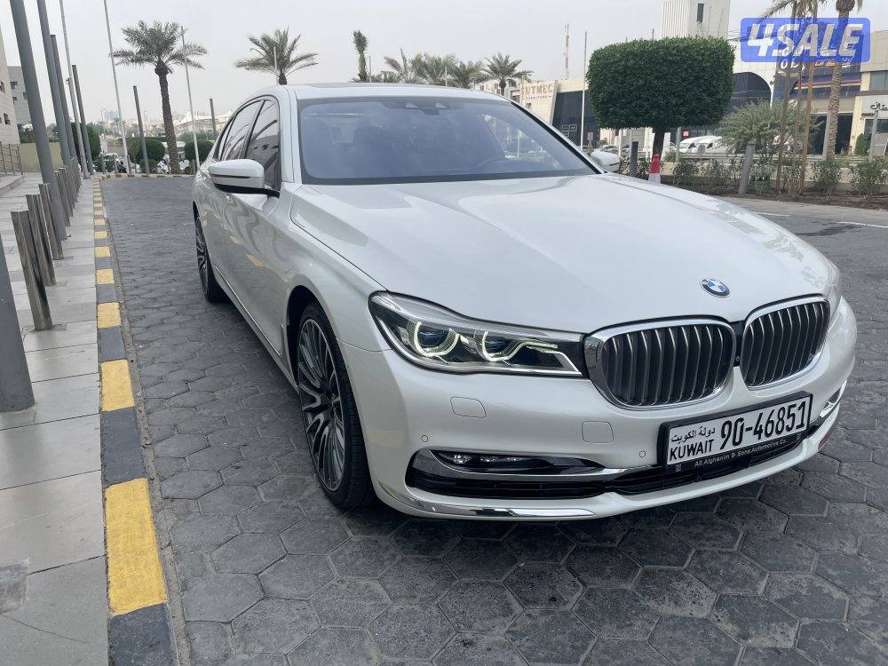 بي ام دبليو 750IL5