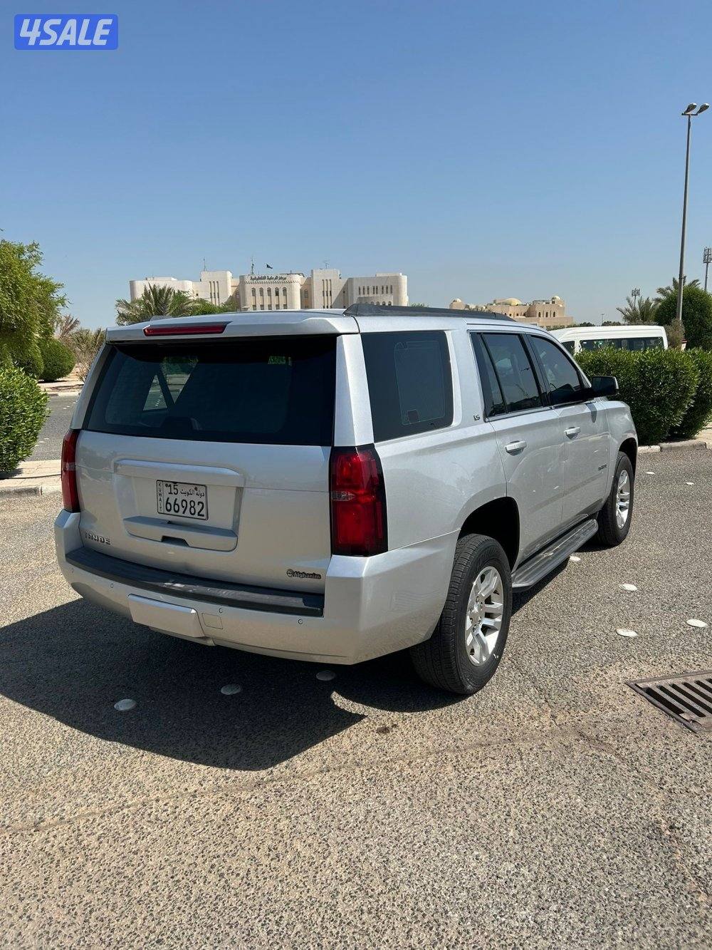 للبيع تاهو موديل ٢٠١٧ ماشي ٢٤٨ الف وكالة الكويت1