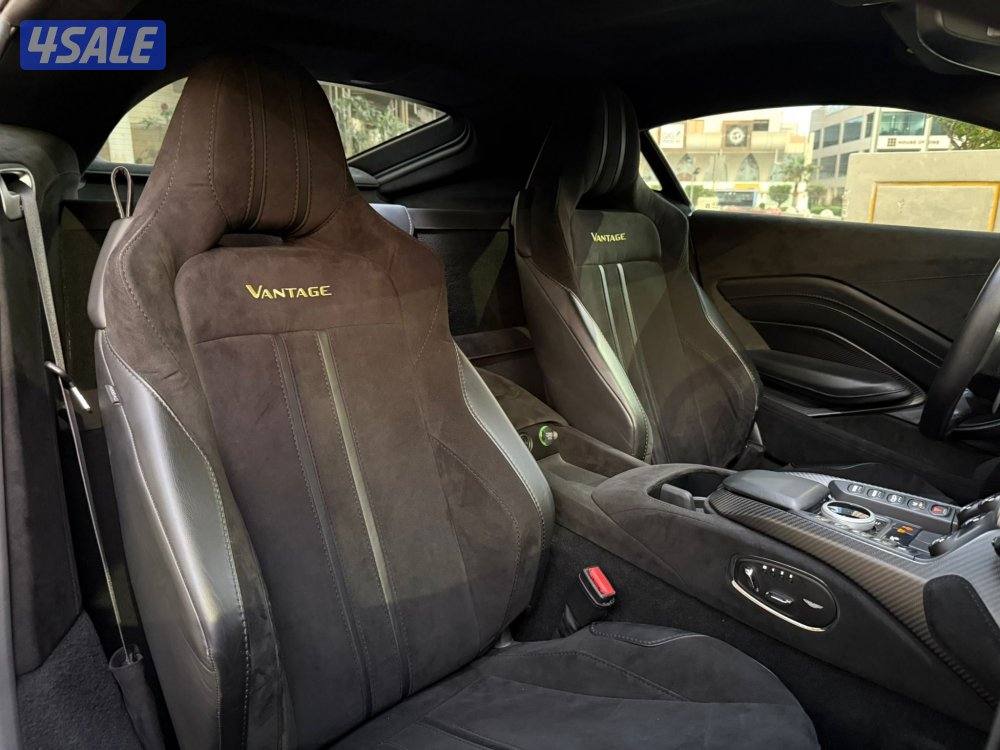 استون مارتنDP VANTAGE موديل2019 عداد20الف وارد الكويت سيرفس منتظم9