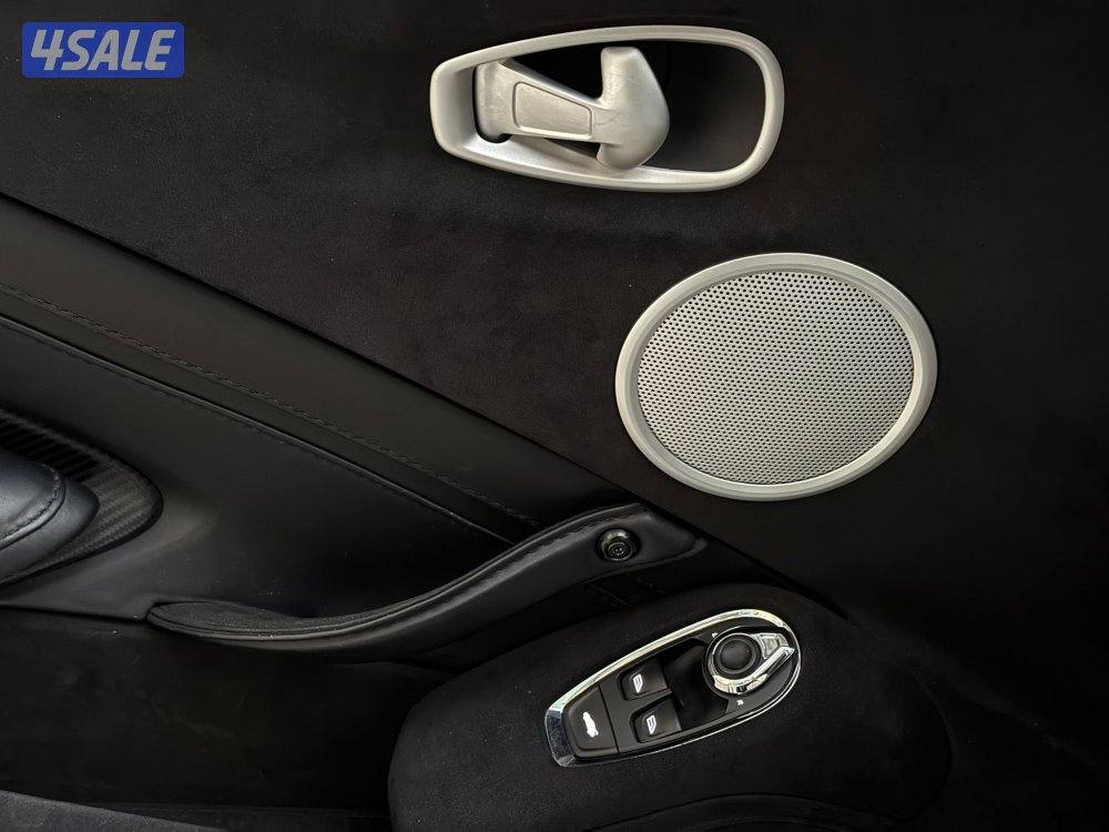 استون مارتنDP VANTAGE موديل2019 عداد20الف وارد الكويت سيرفس منتظم11
