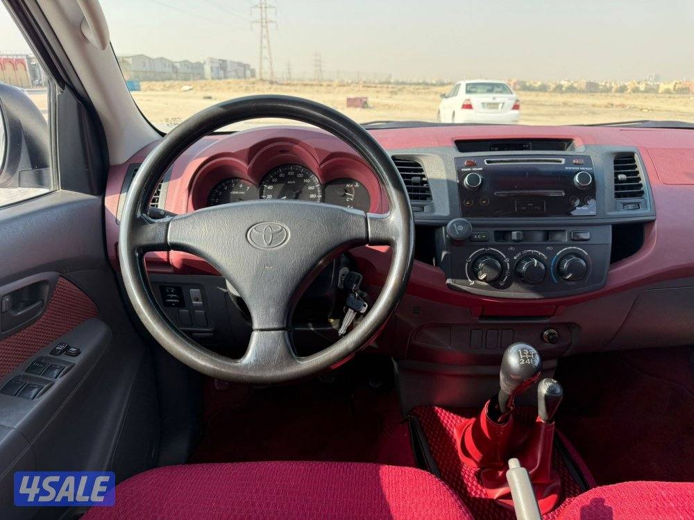 هايلكس 2014 دبل جير عادي عداد 286الف6