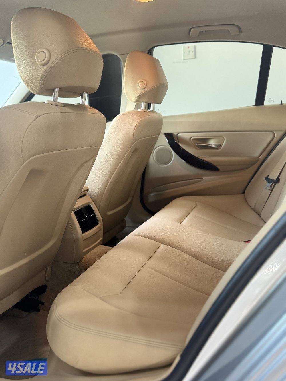 للبيع bmw 318I ( 2018 )7