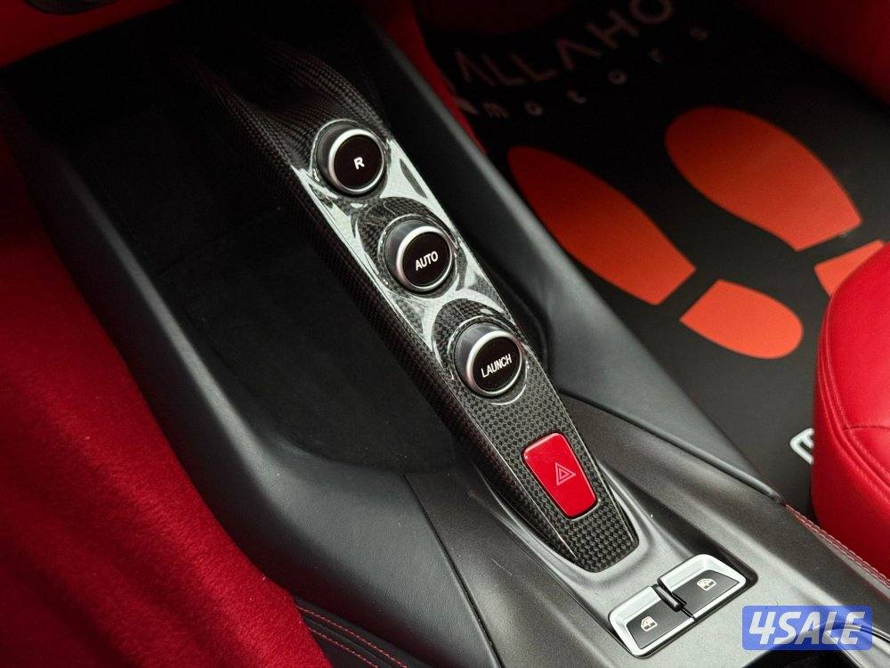 فيراري812 SUPERFAST موديل2019 عداد22الف وارد الزياني تحت الكفاله6