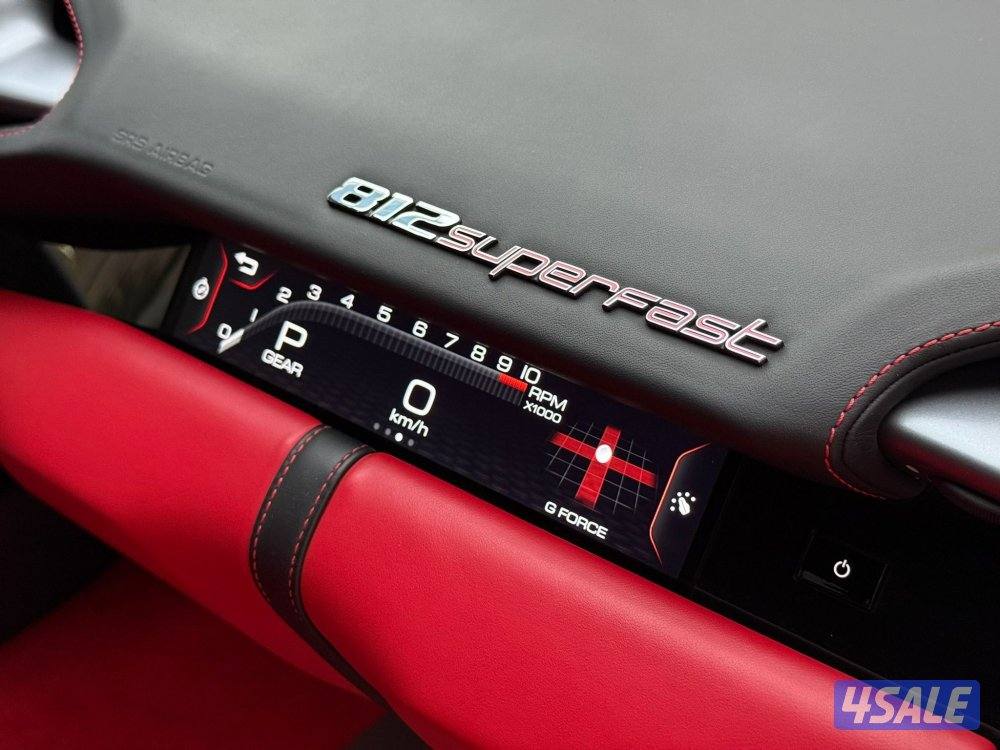 فيراري812 SUPERFAST موديل2019 عداد22الف وارد الزياني تحت الكفاله8