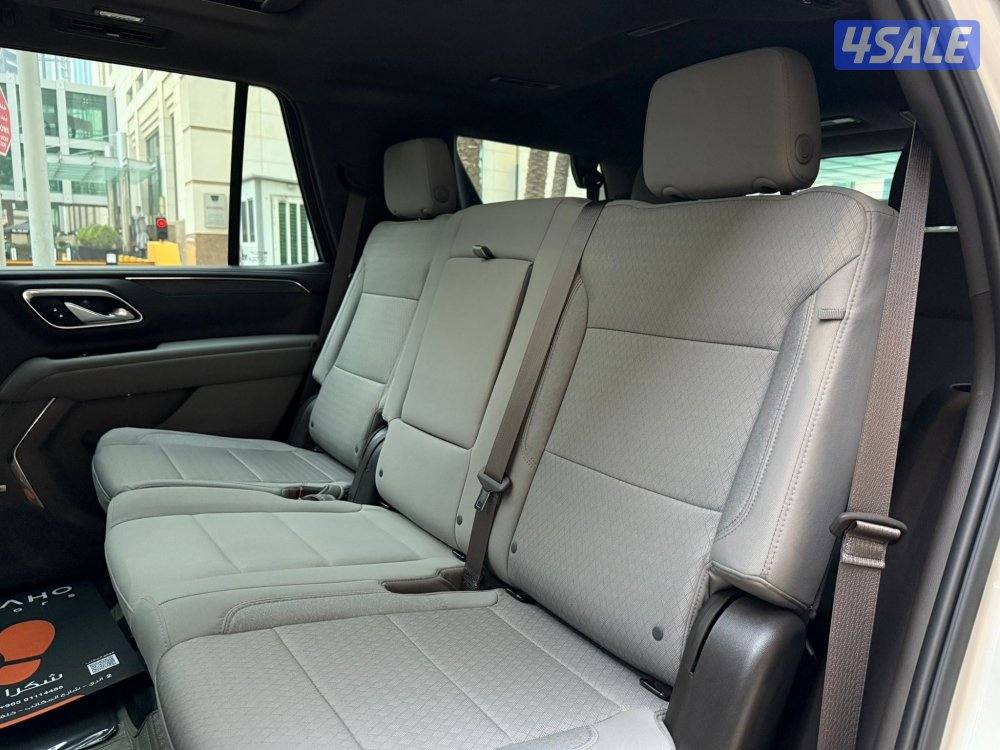 يوكنSLT موديل2023 عداد19الف وارد بهبهاني سيرفس منتظم8