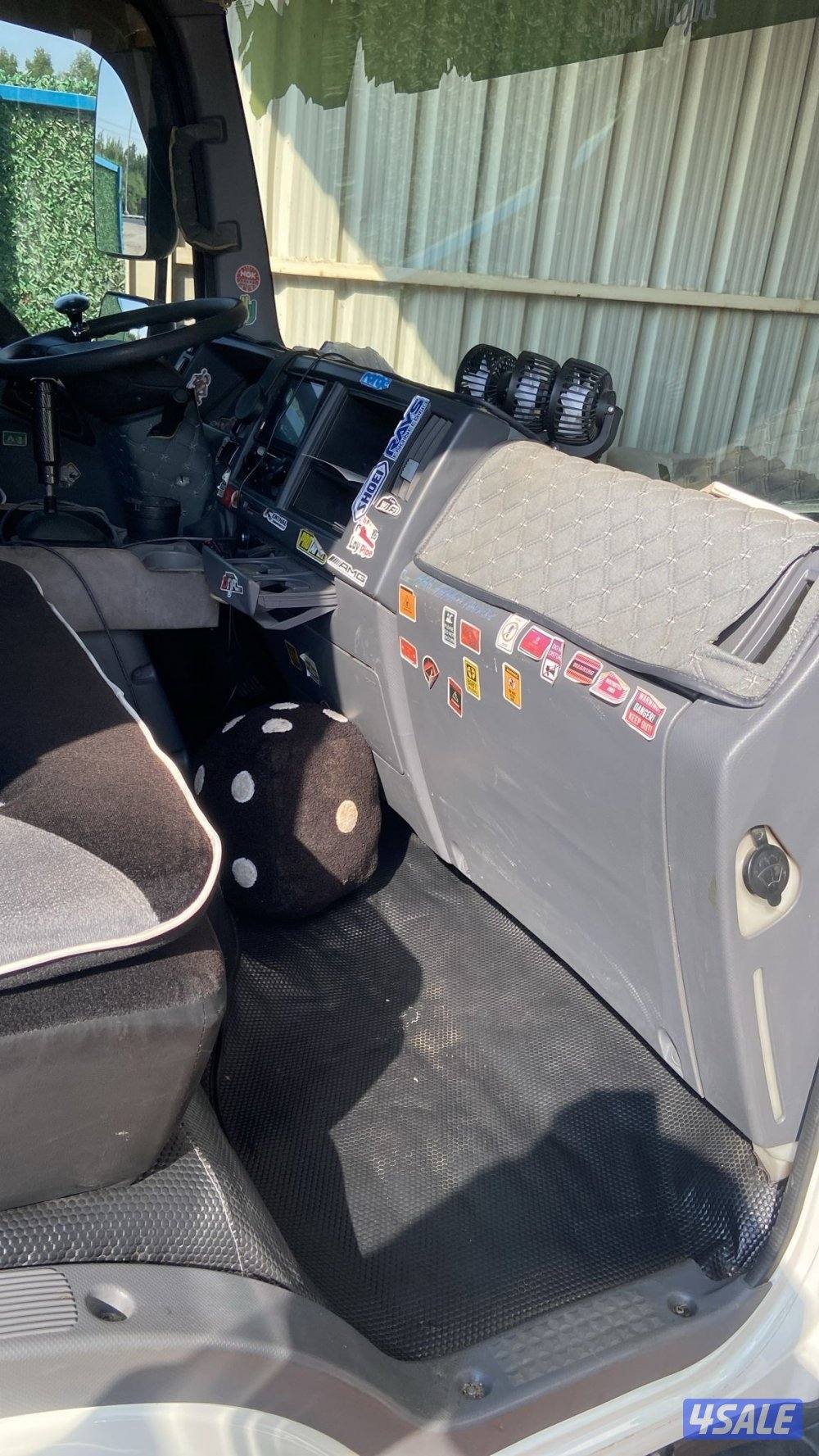 سطحه للبيع11