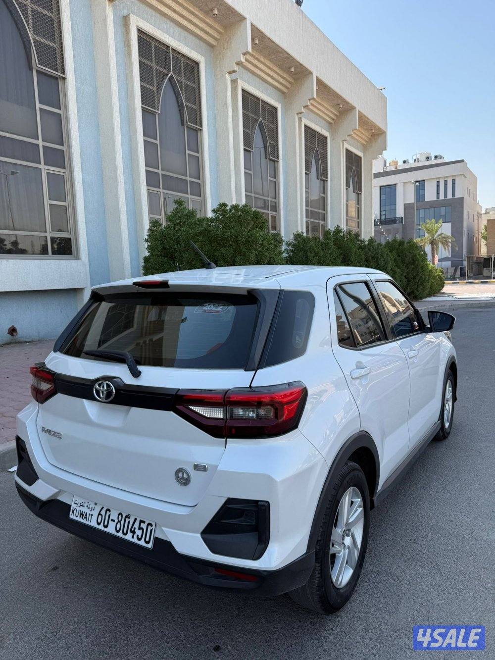 لبيع اريز 2022 شرط الفحص كامل الموصفات بحاله ممتازه7