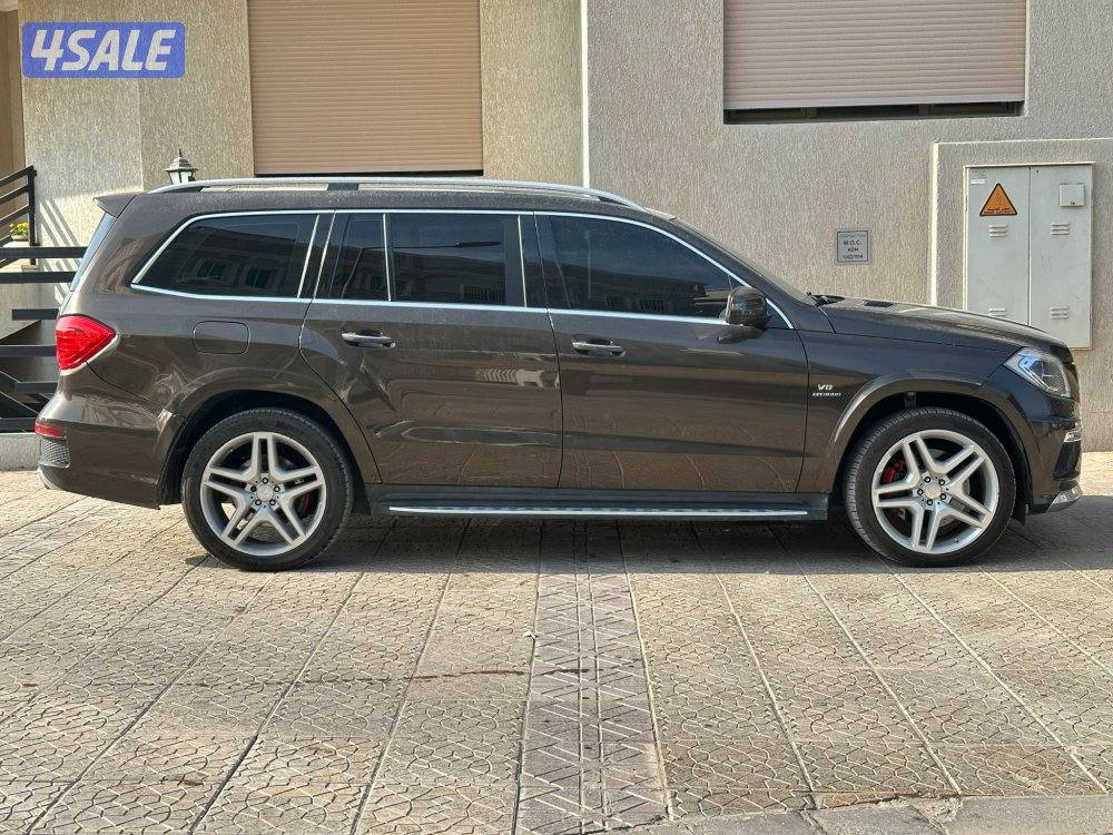 مرسيدس  GL500 سلندر 85