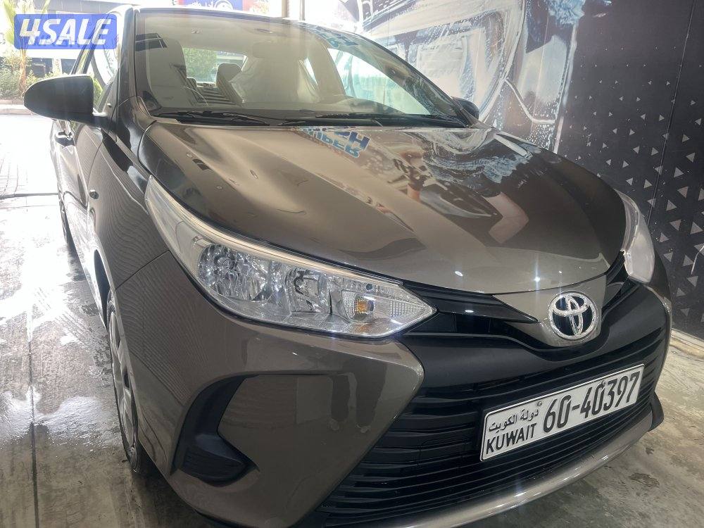 للبيع توياتا يارس 20211