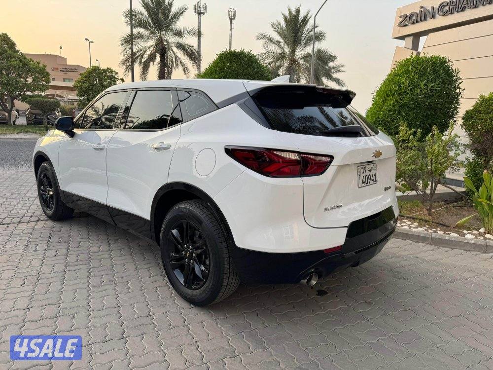 للبيع بليزر موديل 2020 بلاك اديشن شرط الفحص3