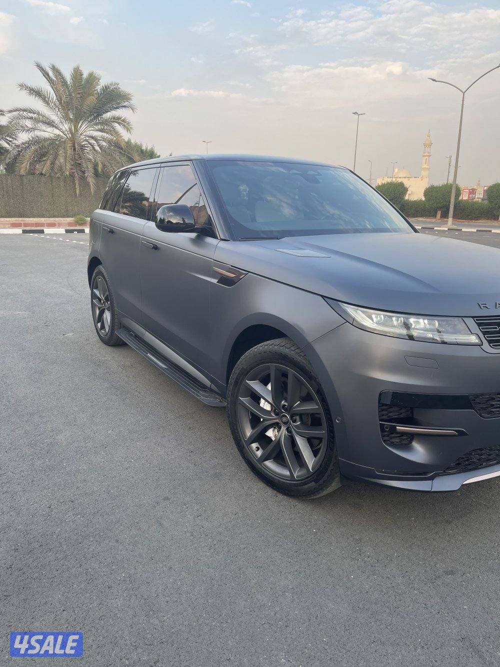 لاندروفر سبورت1