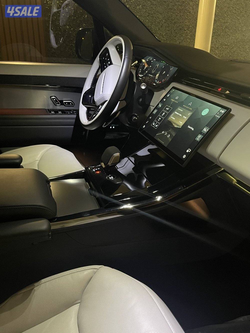 لاندروفر سبورت9