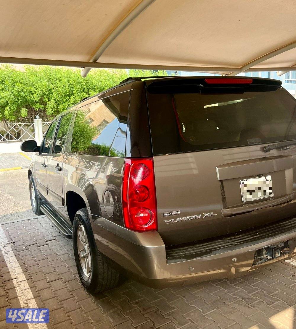 جي ام سي يوكنXL سوبربان2012وكالة3