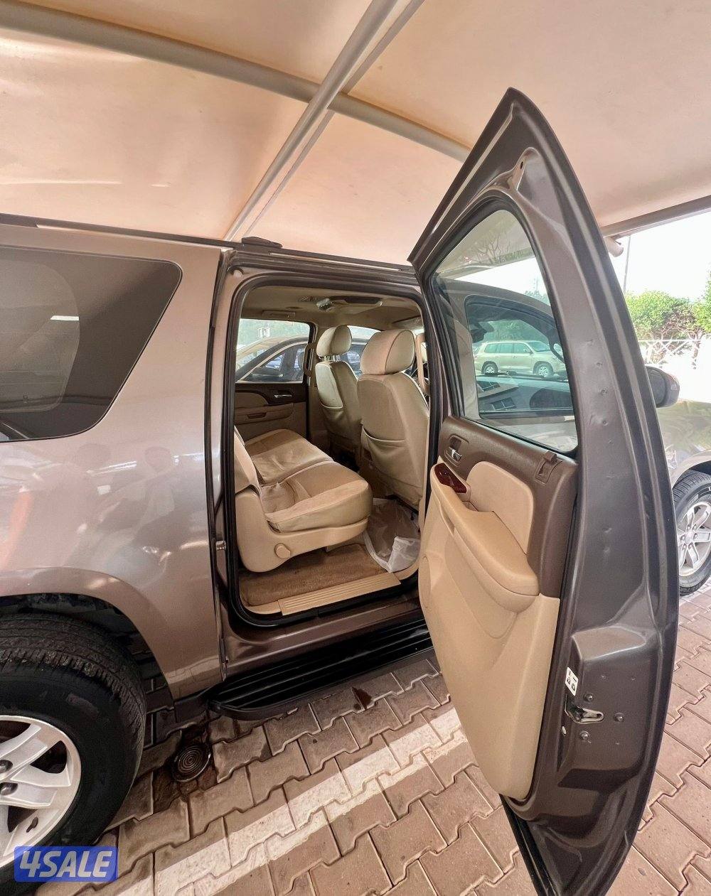 جي ام سي يوكنXL سوبربان2012وكالة6