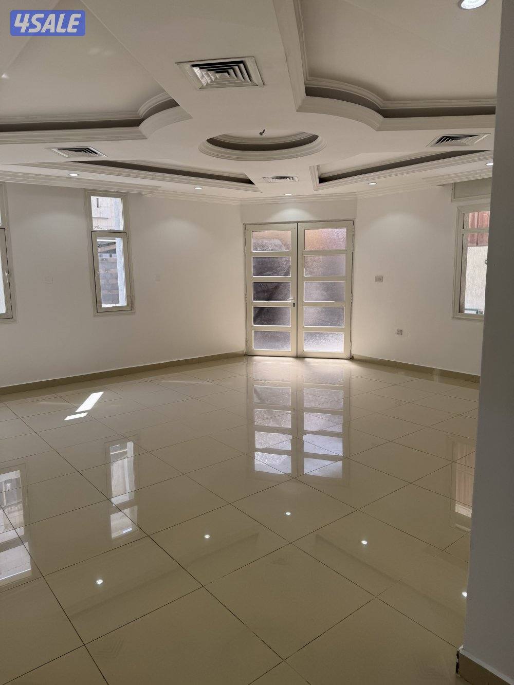 ابوفطيره دور ارضي 4غرف ديوانية وصاله0