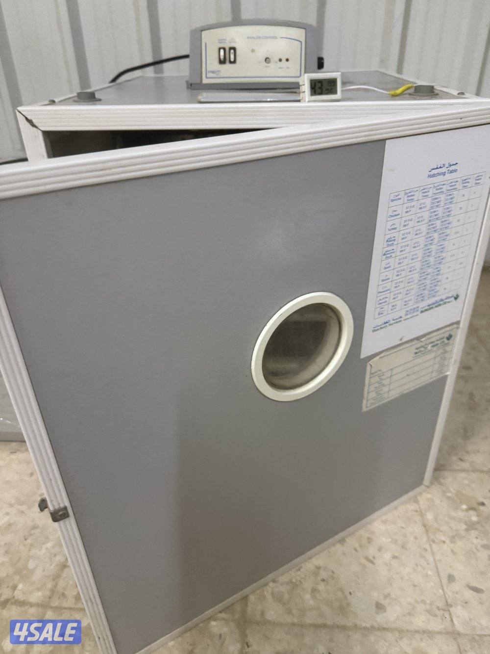 فقاسه برقان مستعملة ٢٠٠ بيضه نظيفه جدا1