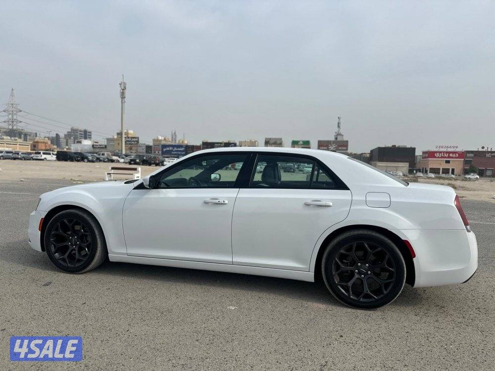 كرايسلر s300 20216