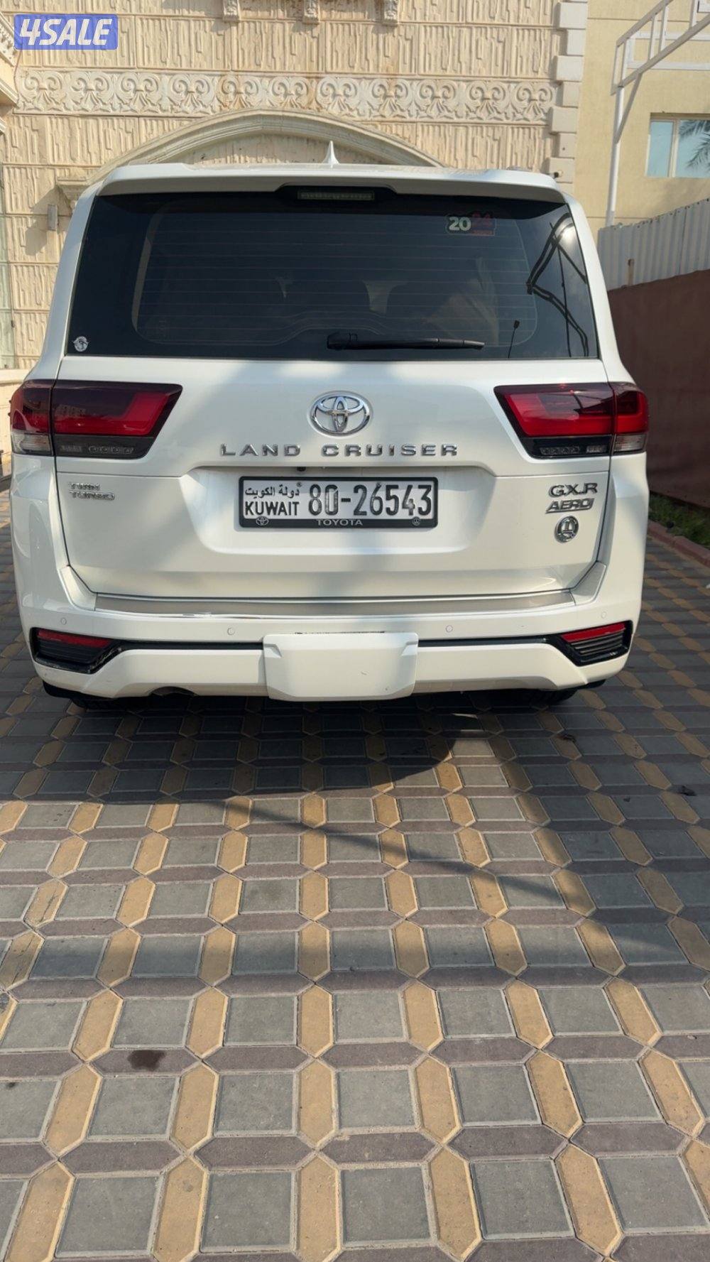 لاند كروزر GXR ايرو2