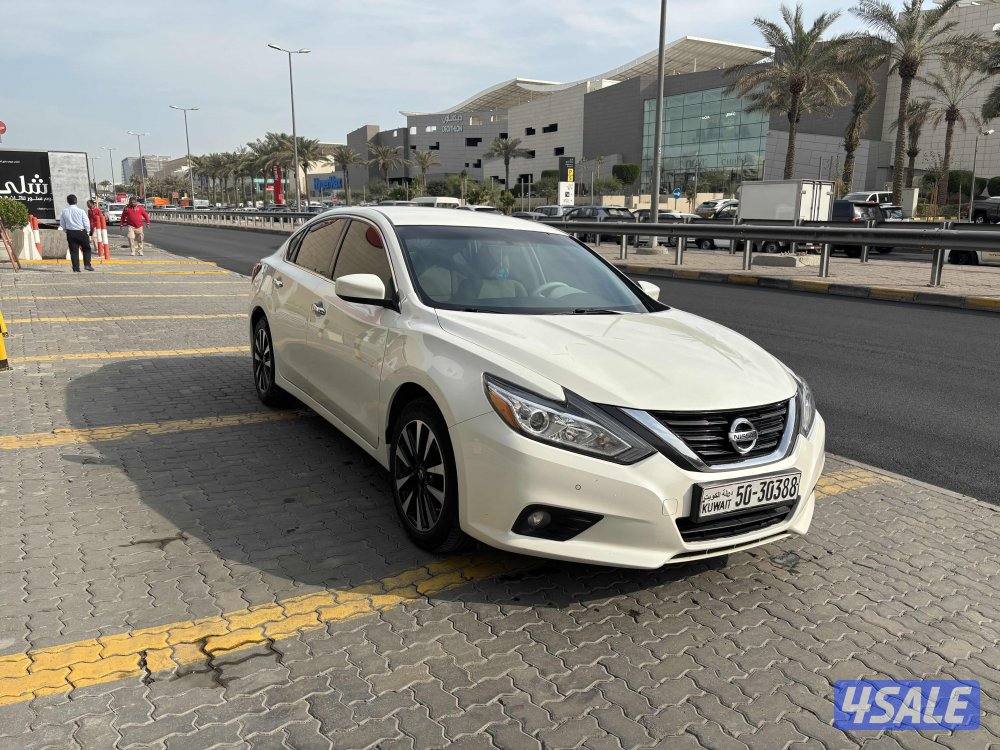 للبيع نيسان التيما موديل 2018 بحاله ممتازه فل ما عدا فتحه6