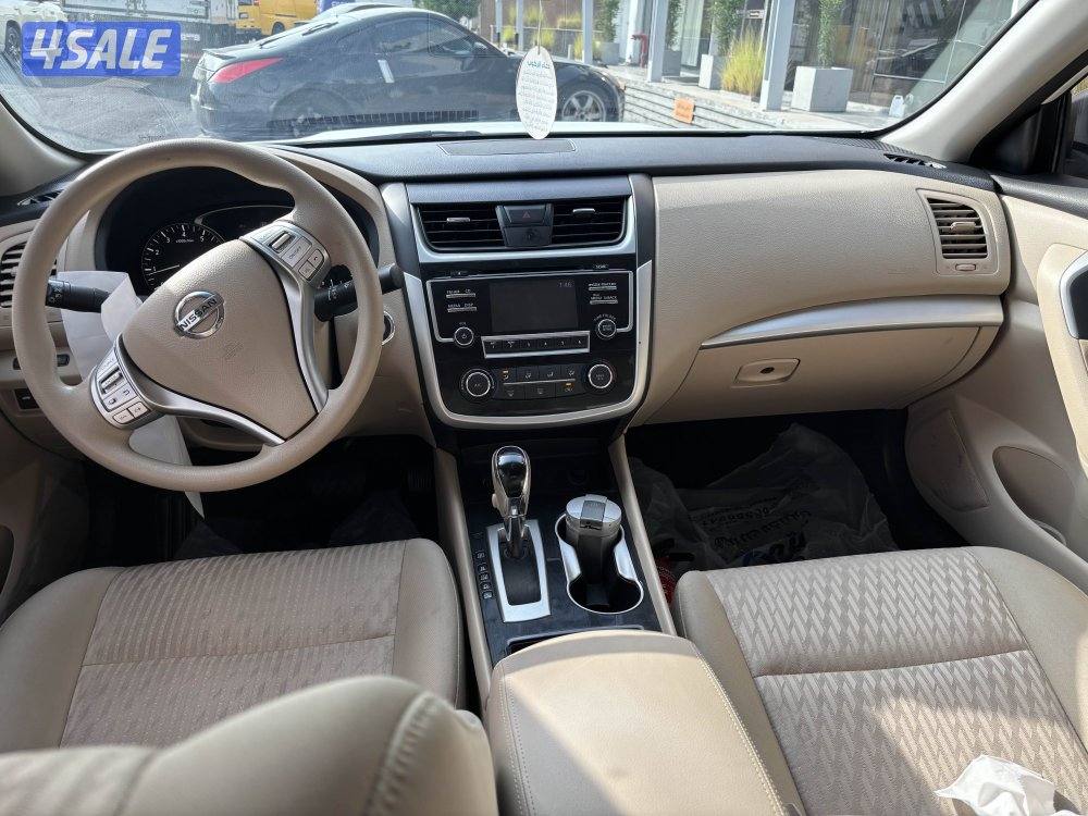 للبيع نيسان التيما موديل 2018 بحاله ممتازه فل ما عدا فتحه10