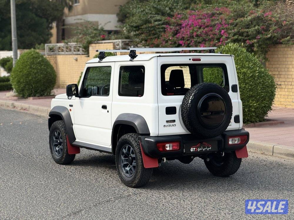 2021 SUZUKI JIMNY3