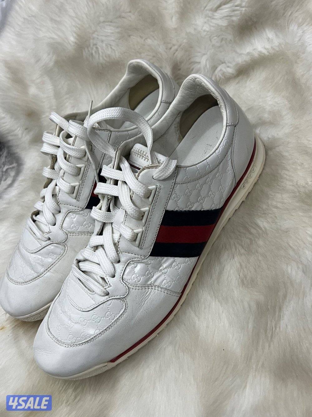 جوتي قوتشي اصلي مقاس ٤٢1